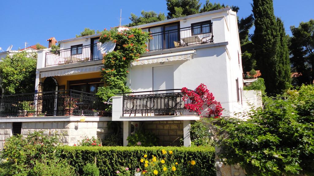 Guesthouse Apartment Božica Bol Exteriér fotografie