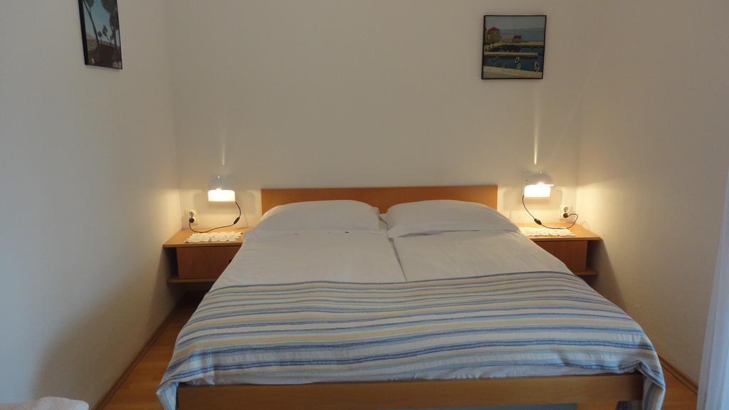 Guesthouse Apartment Božica Bol Exteriér fotografie